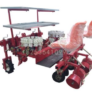 双行桑树苗移栽机