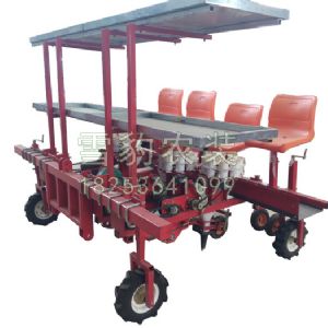 四行金莲花移栽机
