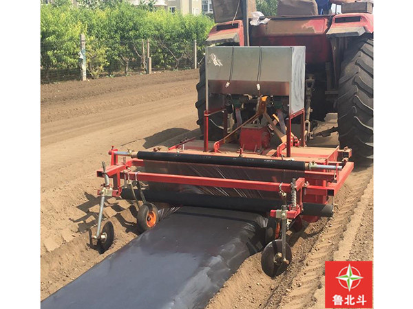 140型旋耕起垄铺膜施肥一体机001.jpg