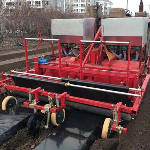 220型起垄镇压施肥覆膜铺滴灌带一体机