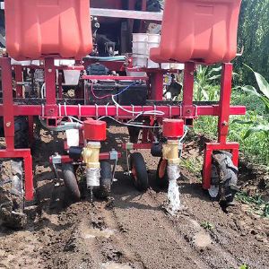 两行蔬菜移栽浇水一体机