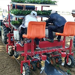 平地铺膜铺管移栽浇水一体机