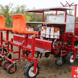 平地铺膜施肥移栽浇水一体机