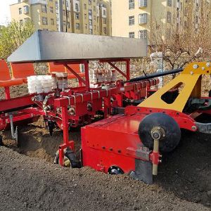 四行丹参旋耕起垄移栽一体机