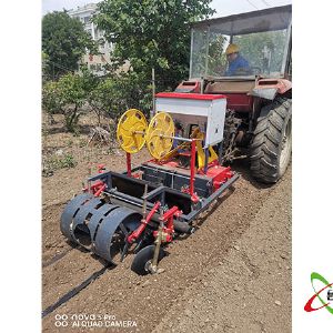 150型2行洋葱起垄一体机